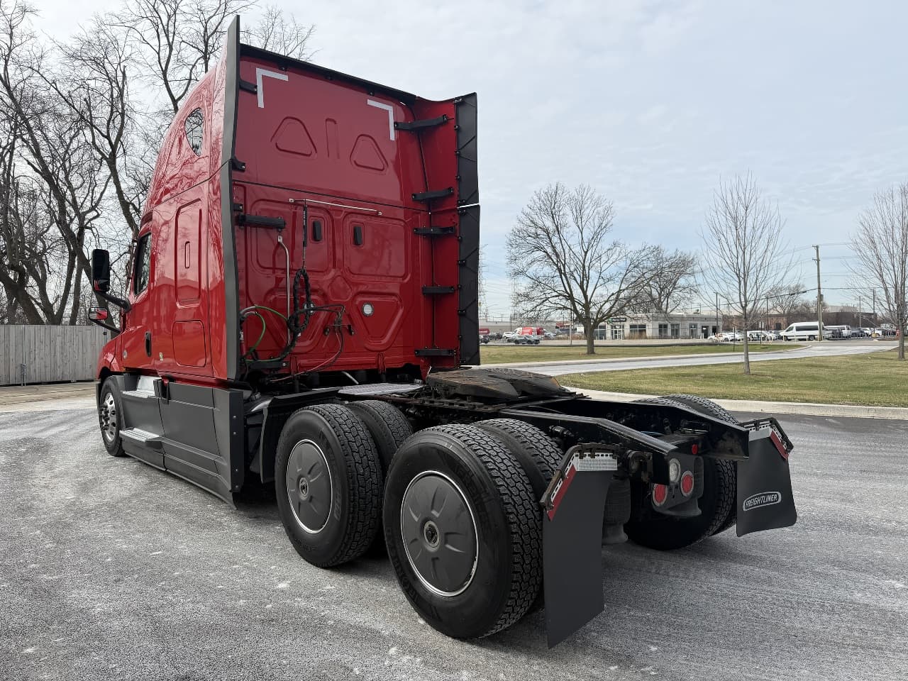 2023 Freightliner Cascadia — photo 7