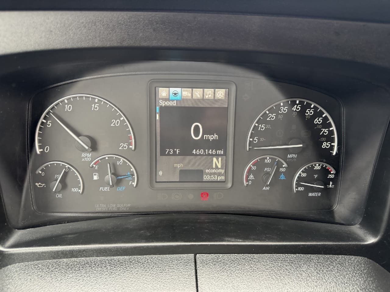 2023 Freightliner Cascadia — photo 11