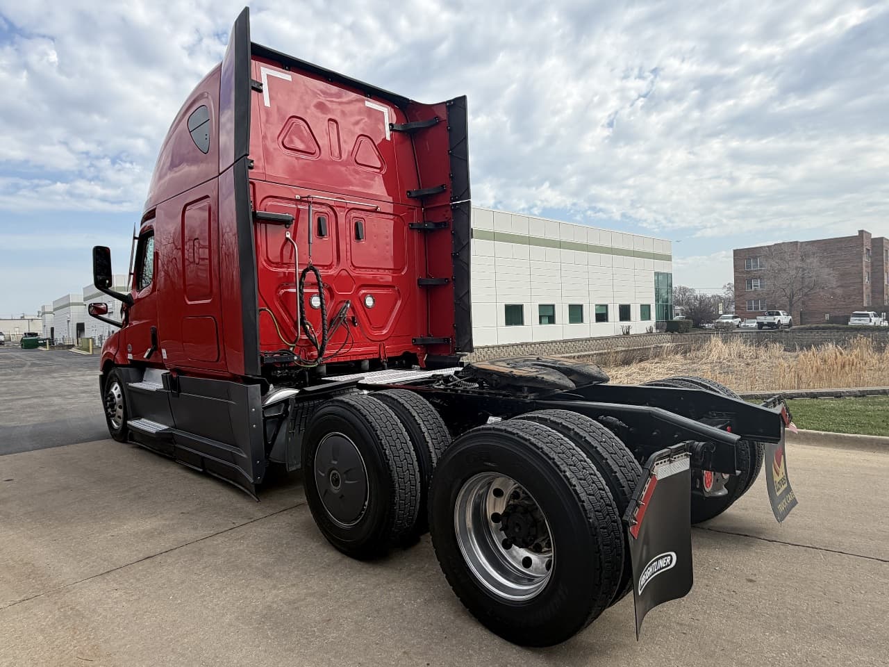 2023 Freightliner Cascadia — photo 5
