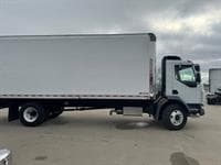 2024 Peterbilt 220EV — photo 3