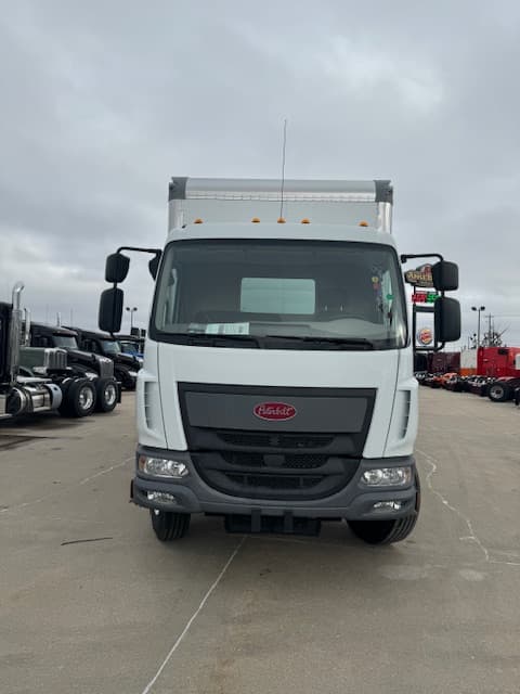 2024 Peterbilt 220EV — photo 12