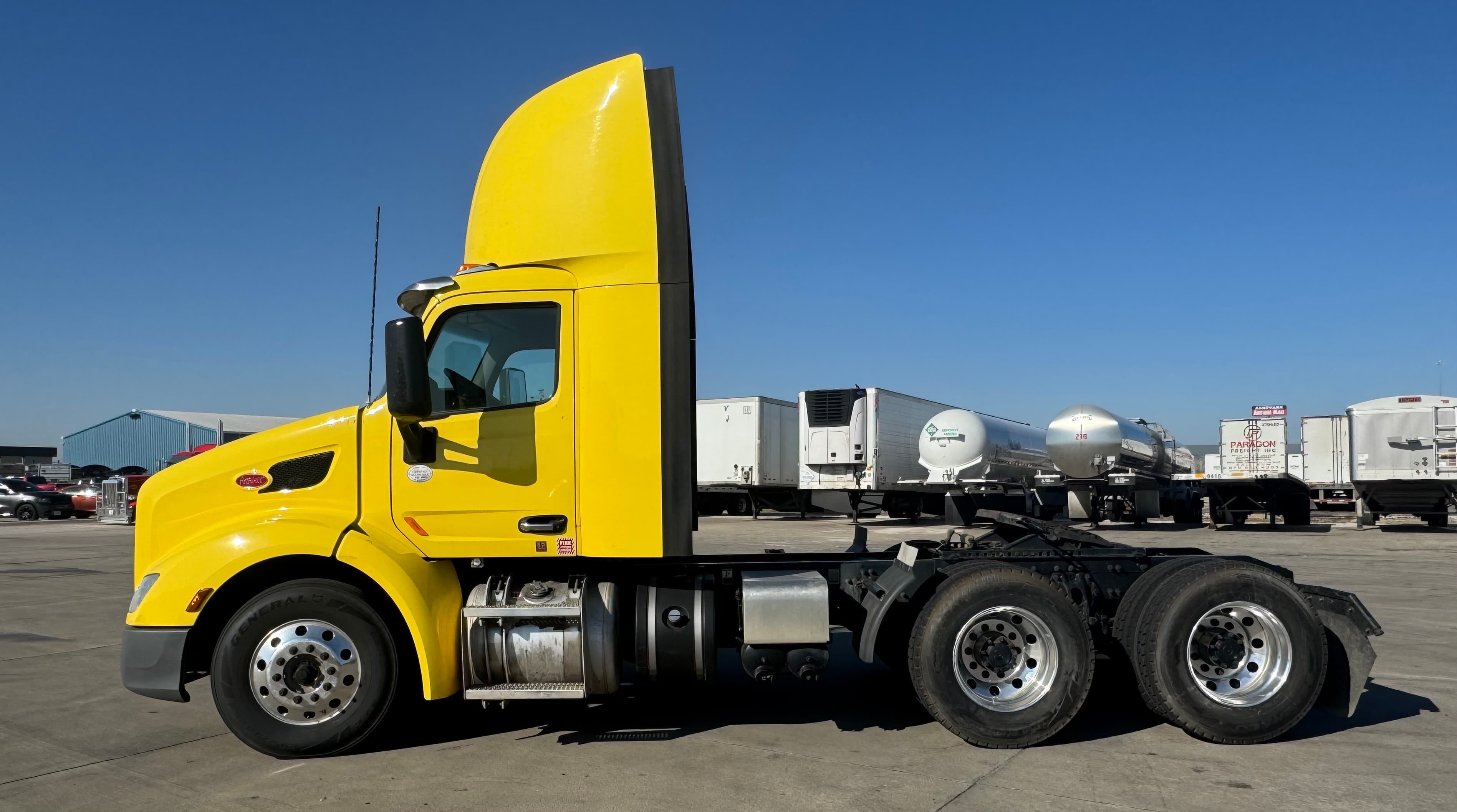 2021 Peterbilt 579 — photo 5