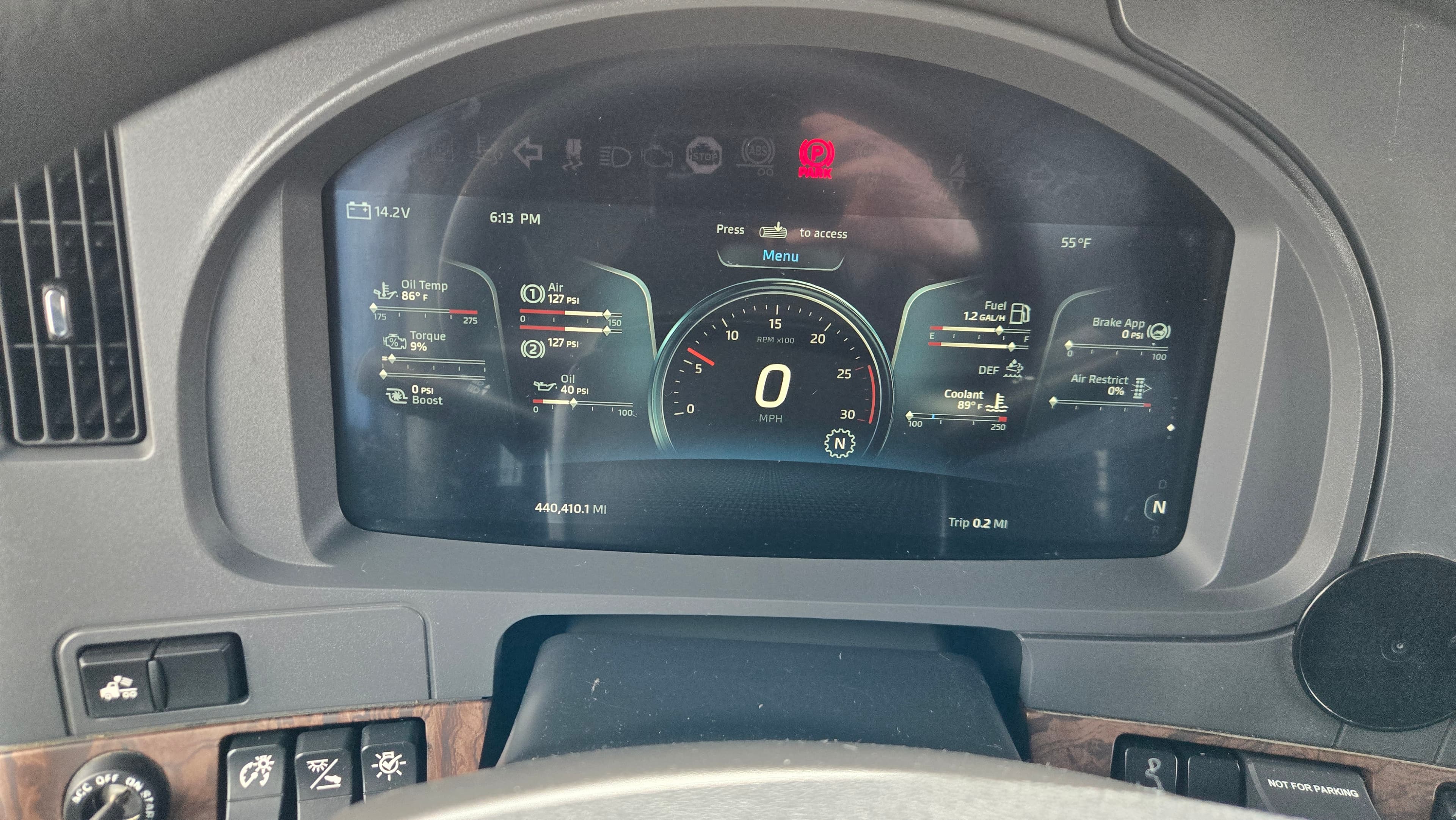 2023 Kenworth T880 — photo 11