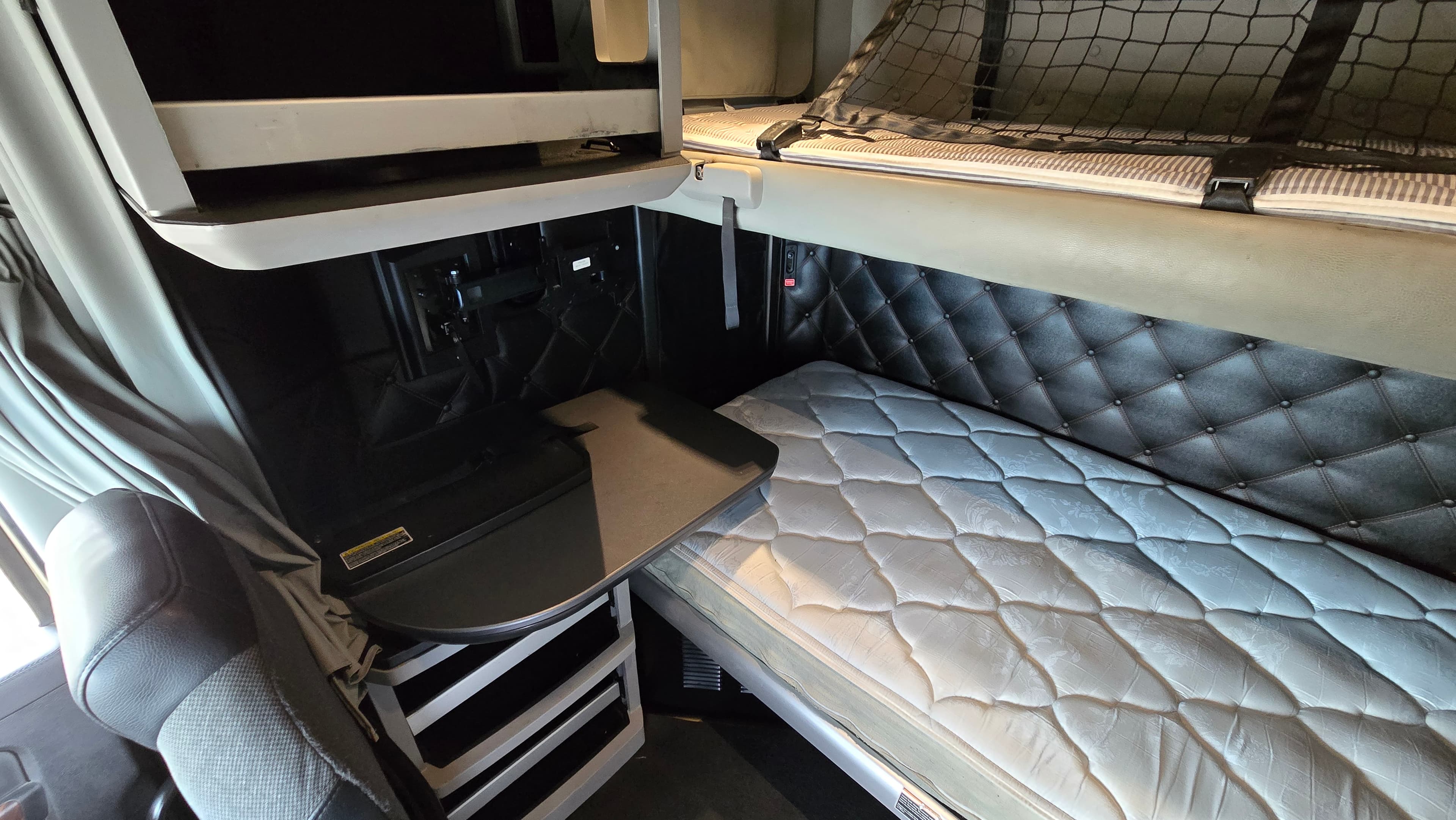 2023 Kenworth T880 — photo 12