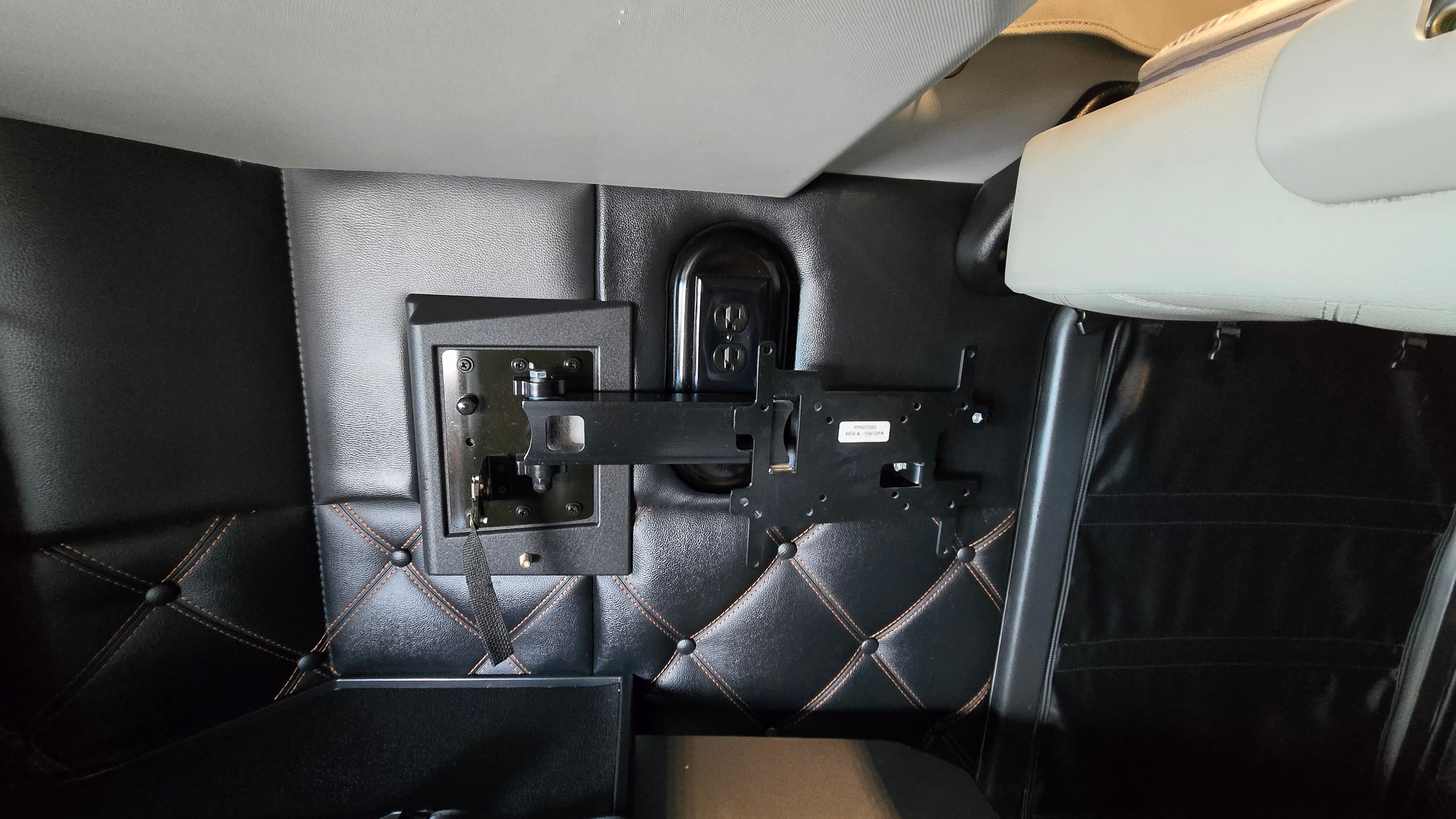 2023 Kenworth T880 — photo 13