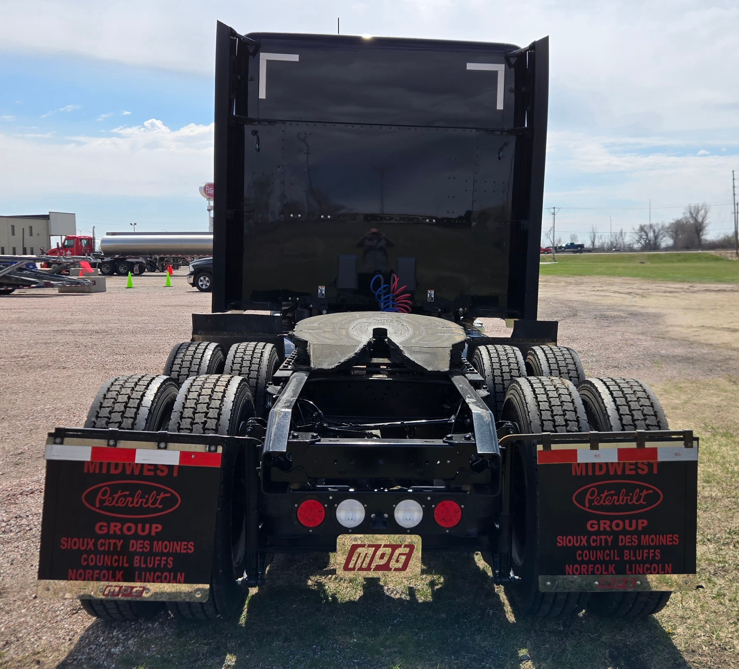 2023 Kenworth T880 — photo 4