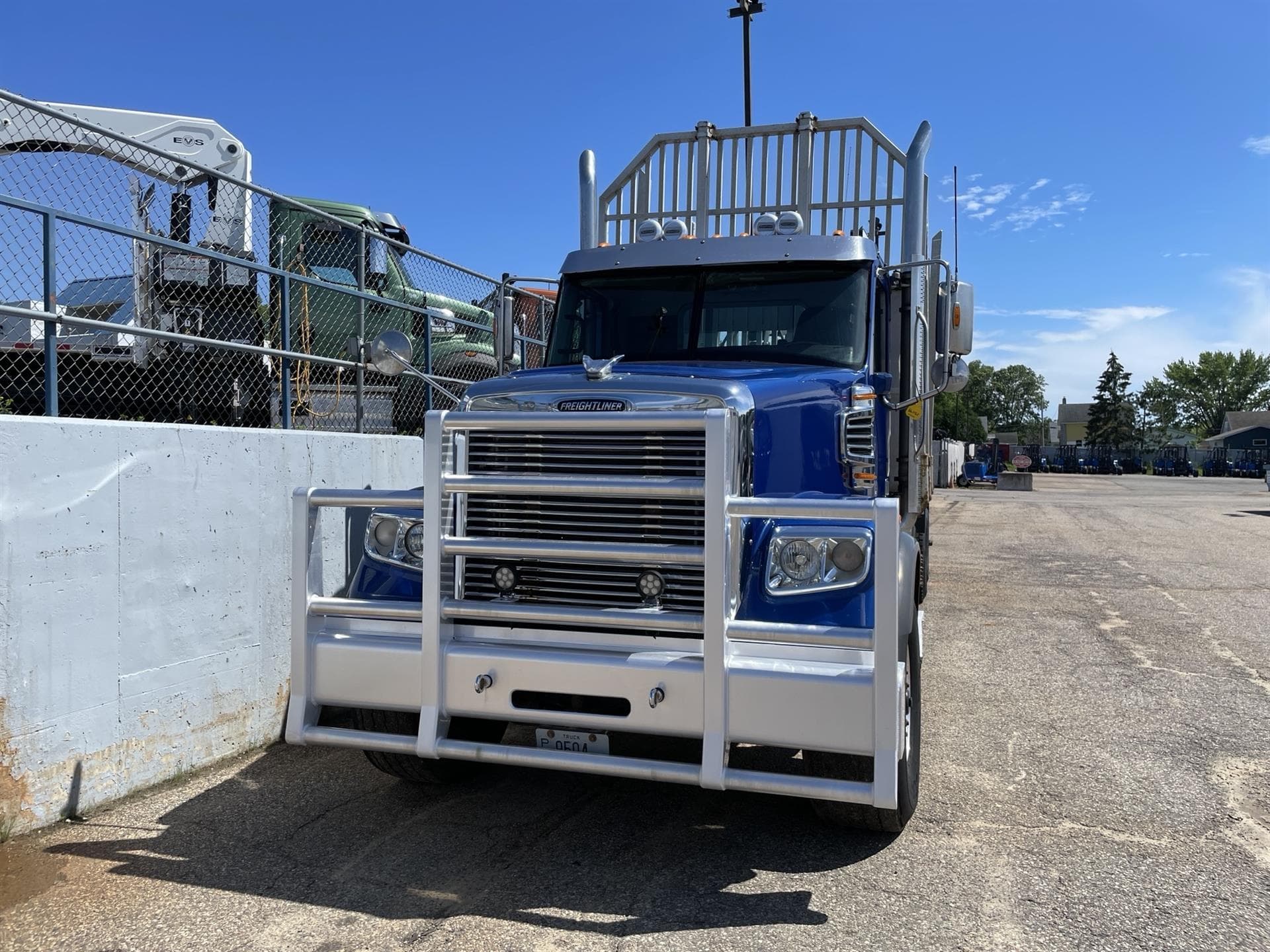 2019 Freightliner 122SD — photo 4