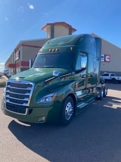2025 Freightliner Cascadia — photo 9