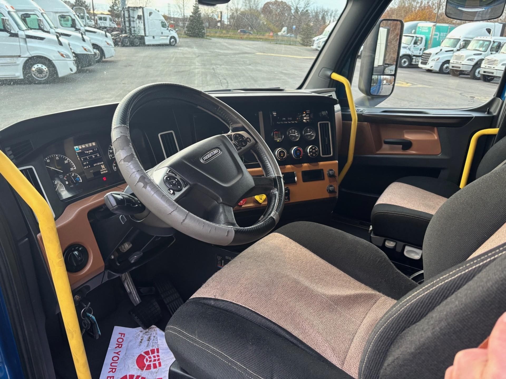 2019 Freightliner Cascadia — photo 4