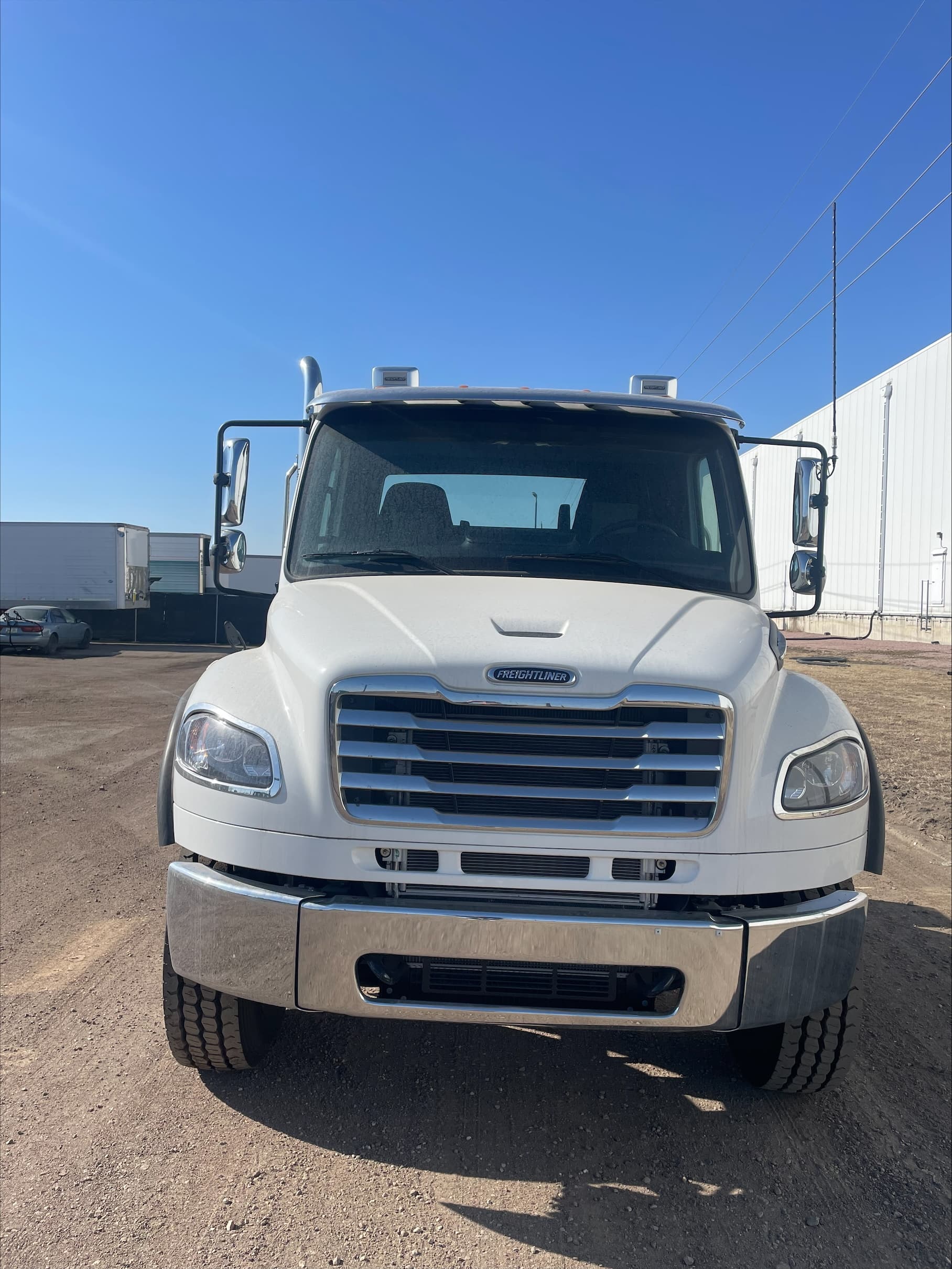 2026 Freightliner M2 106 — photo 2