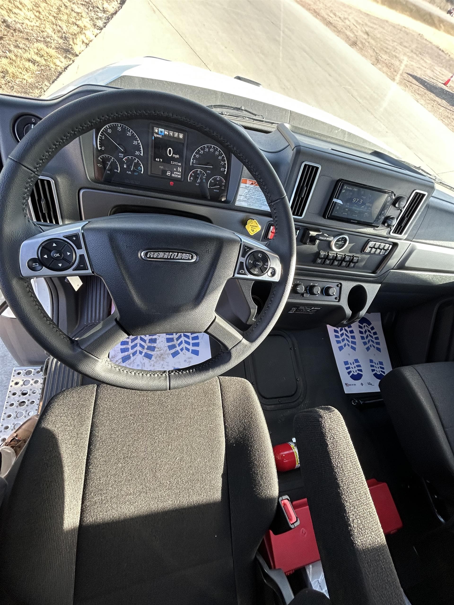 2026 Freightliner 114SD — photo 9