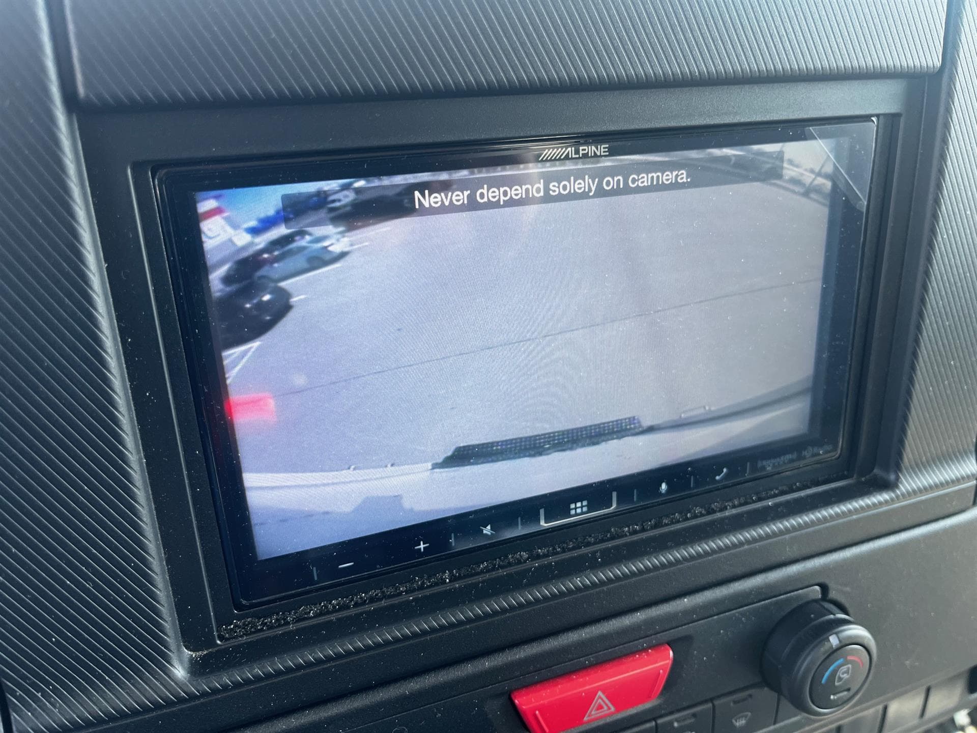 2026 Isuzu NRR — photo 10