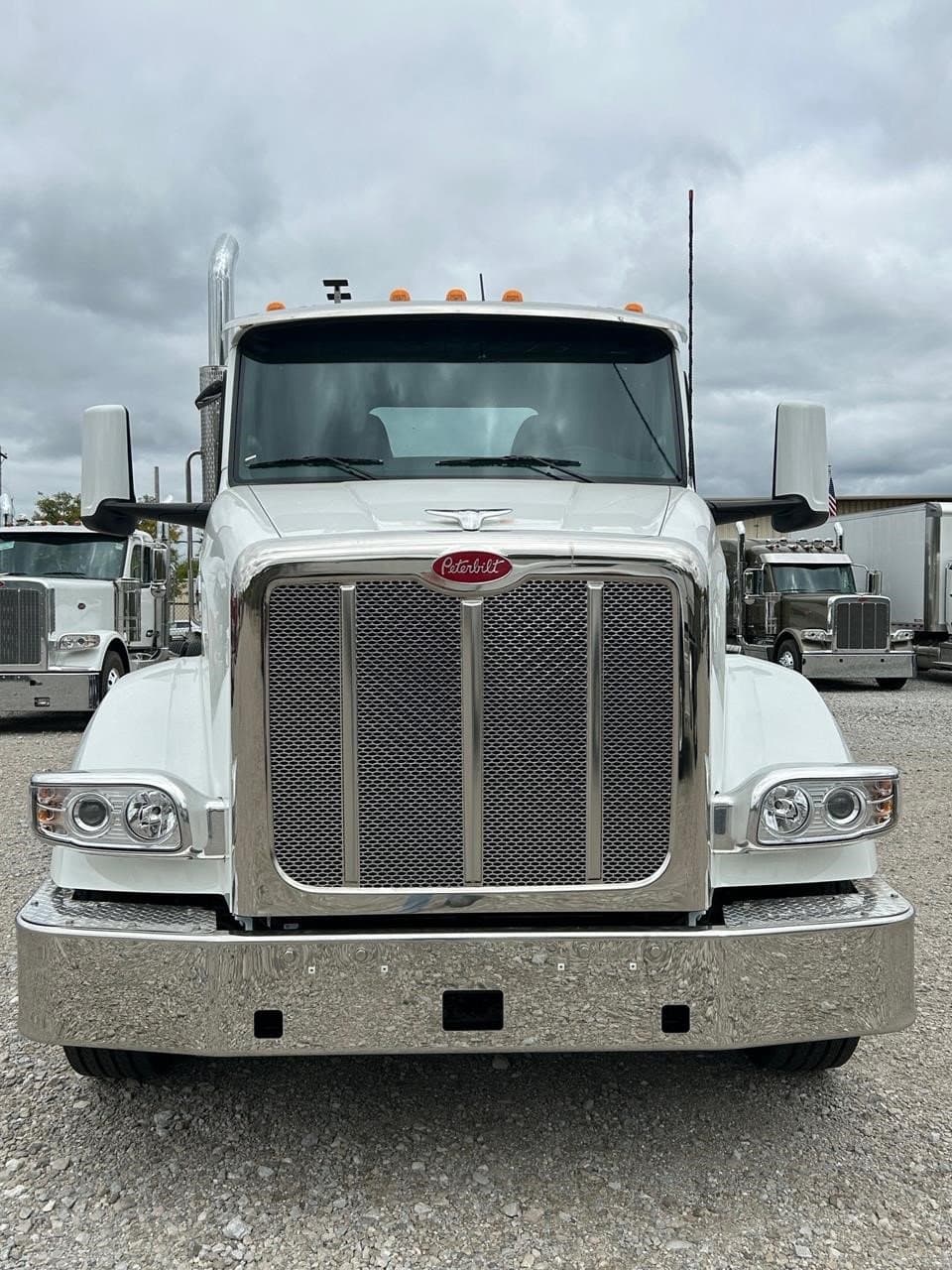2025 Peterbilt 567 — photo 6