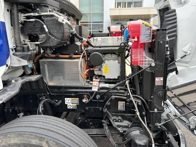 2025 Peterbilt 579 — photo 6
