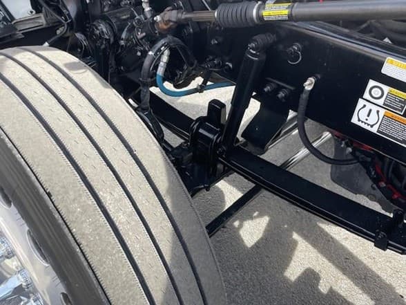 2022 Peterbilt 389 — photo 11