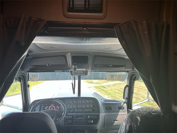 2024 Peterbilt 389 — photo 21