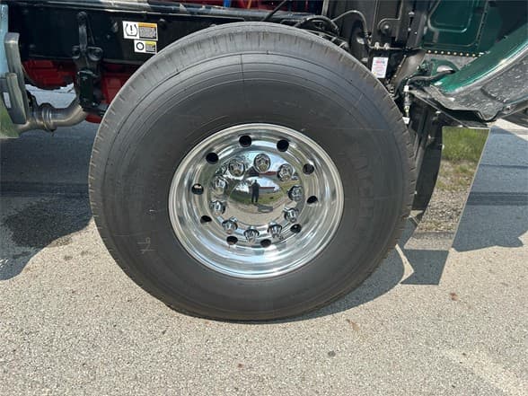 2024 Peterbilt 389 — photo 12