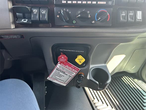 2024 Peterbilt 389 — photo 18