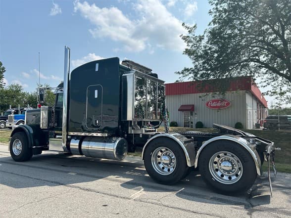 2024 Peterbilt 389 — photo 5