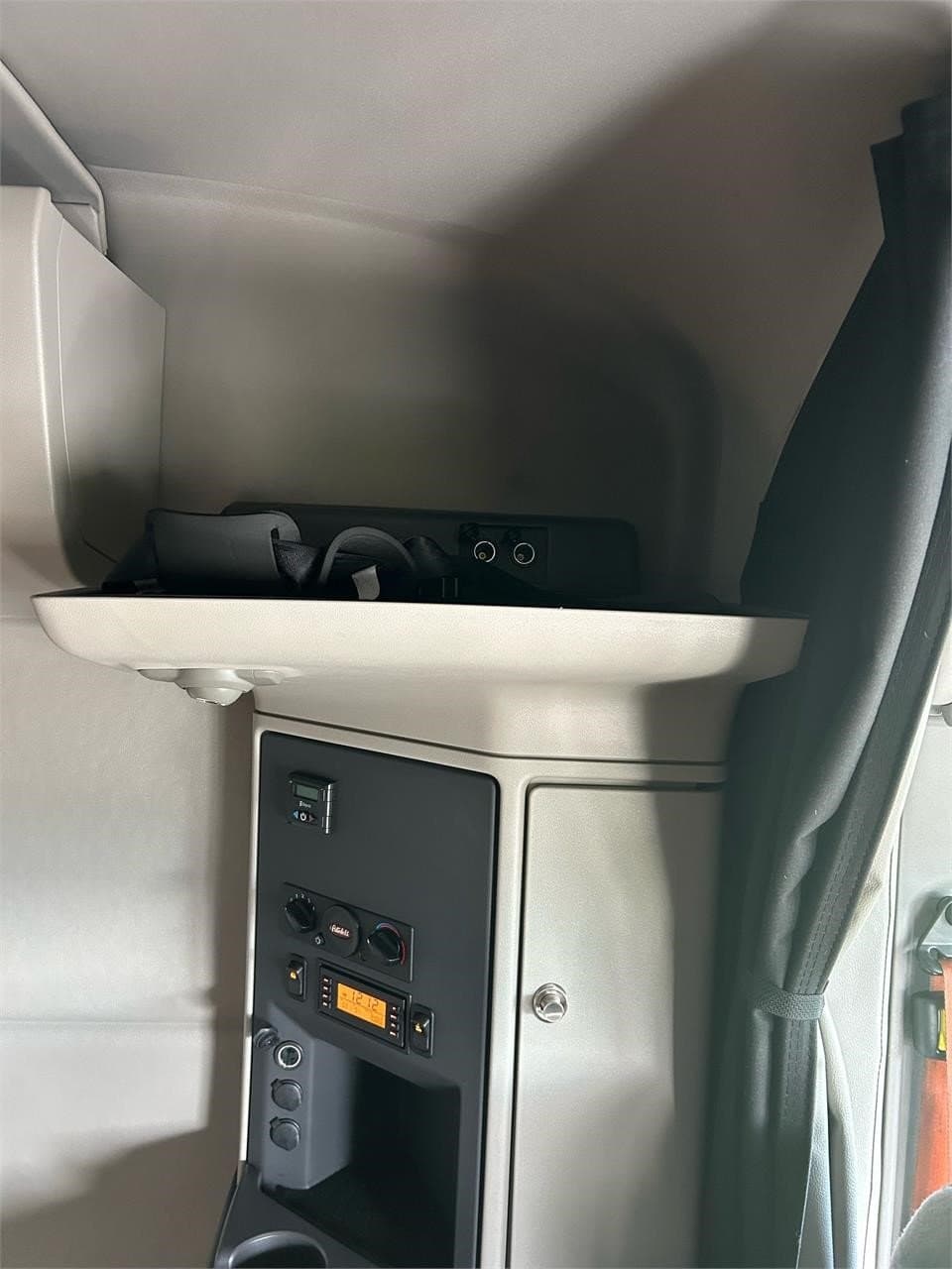 2019 Peterbilt 567 — photo 22