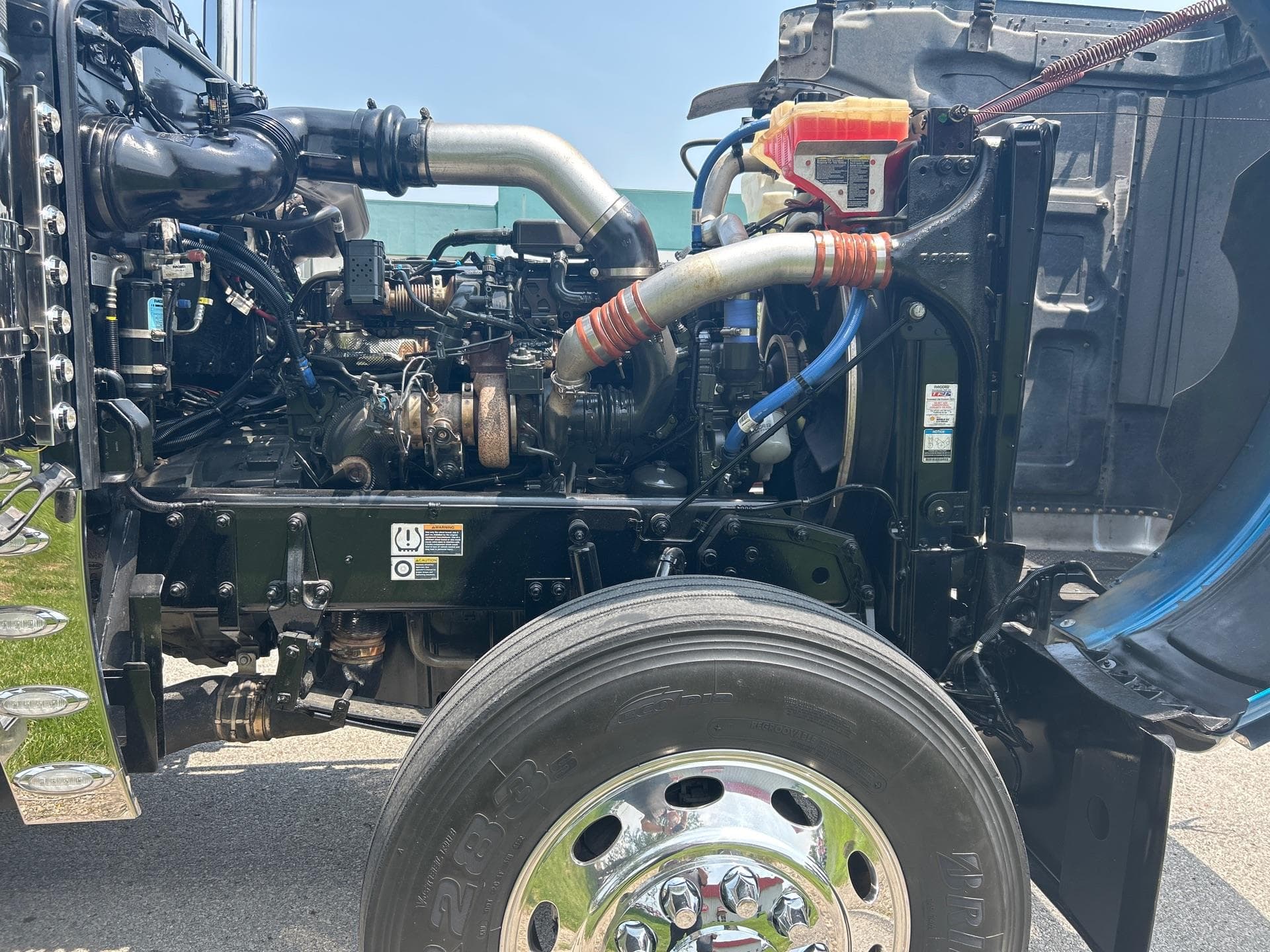 2023 Peterbilt 389 — photo 10