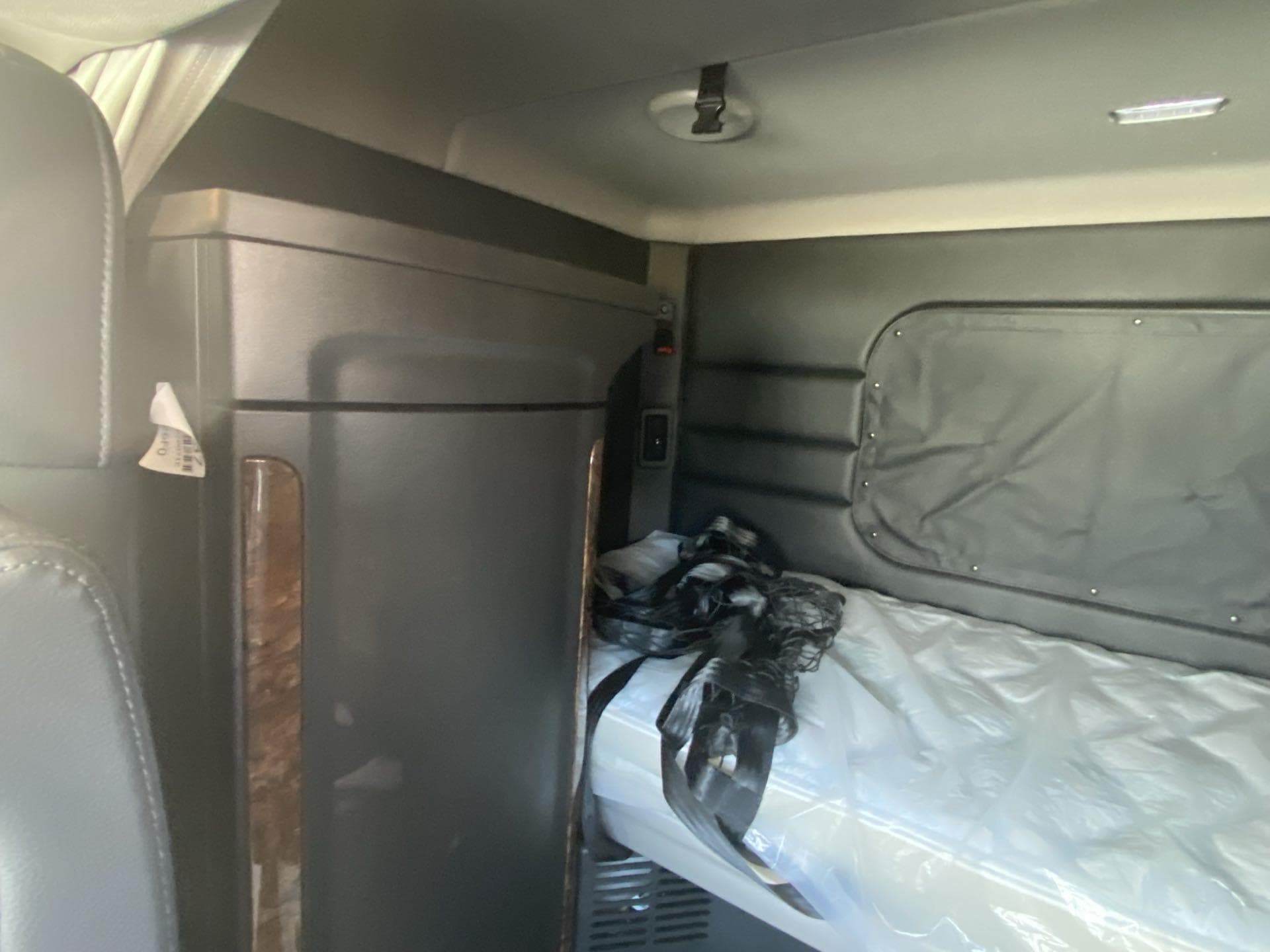 2026 Peterbilt 589 — photo 8