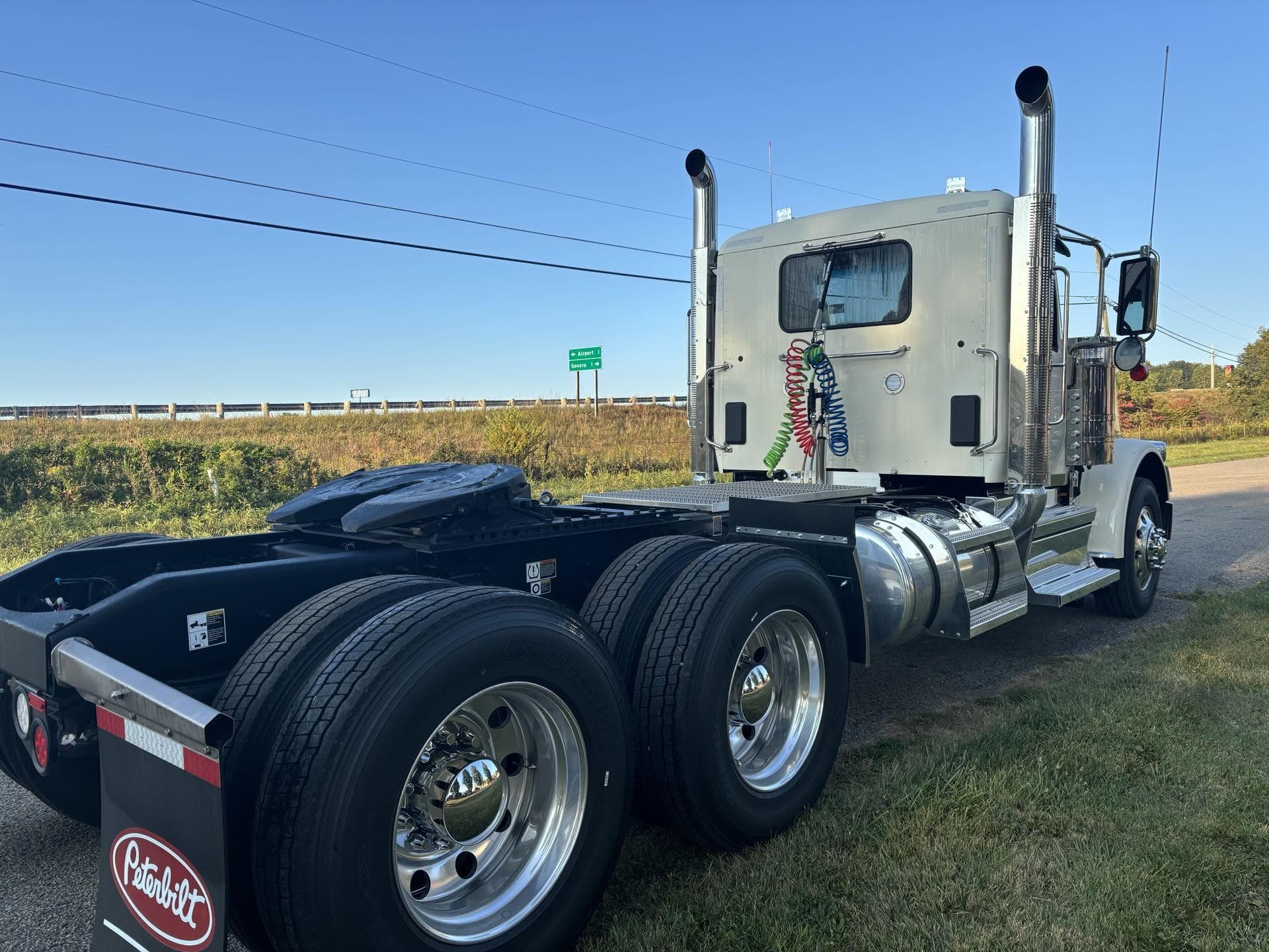 2026 Peterbilt 589 — photo 6