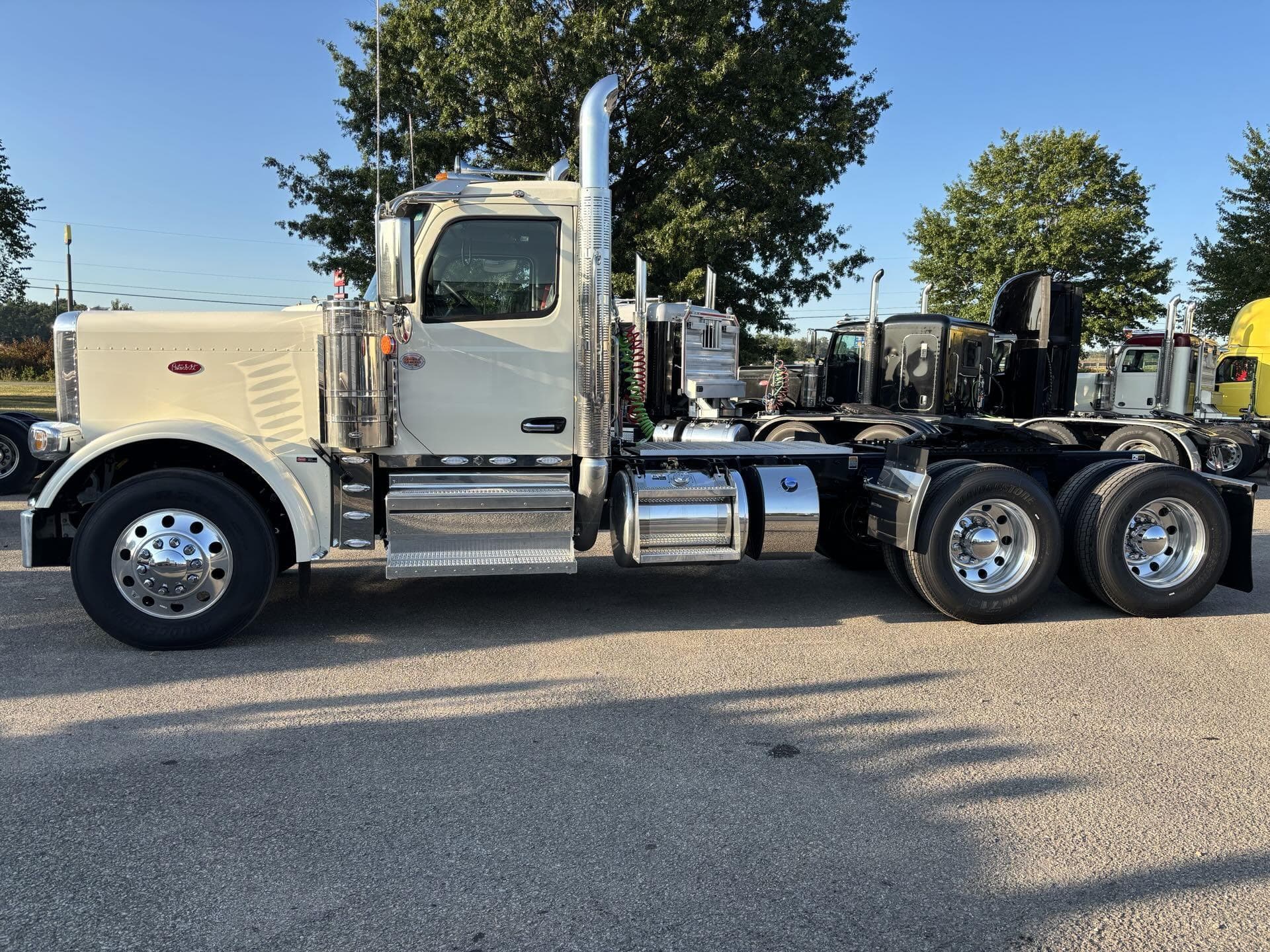 2026 Peterbilt 589 — photo 4