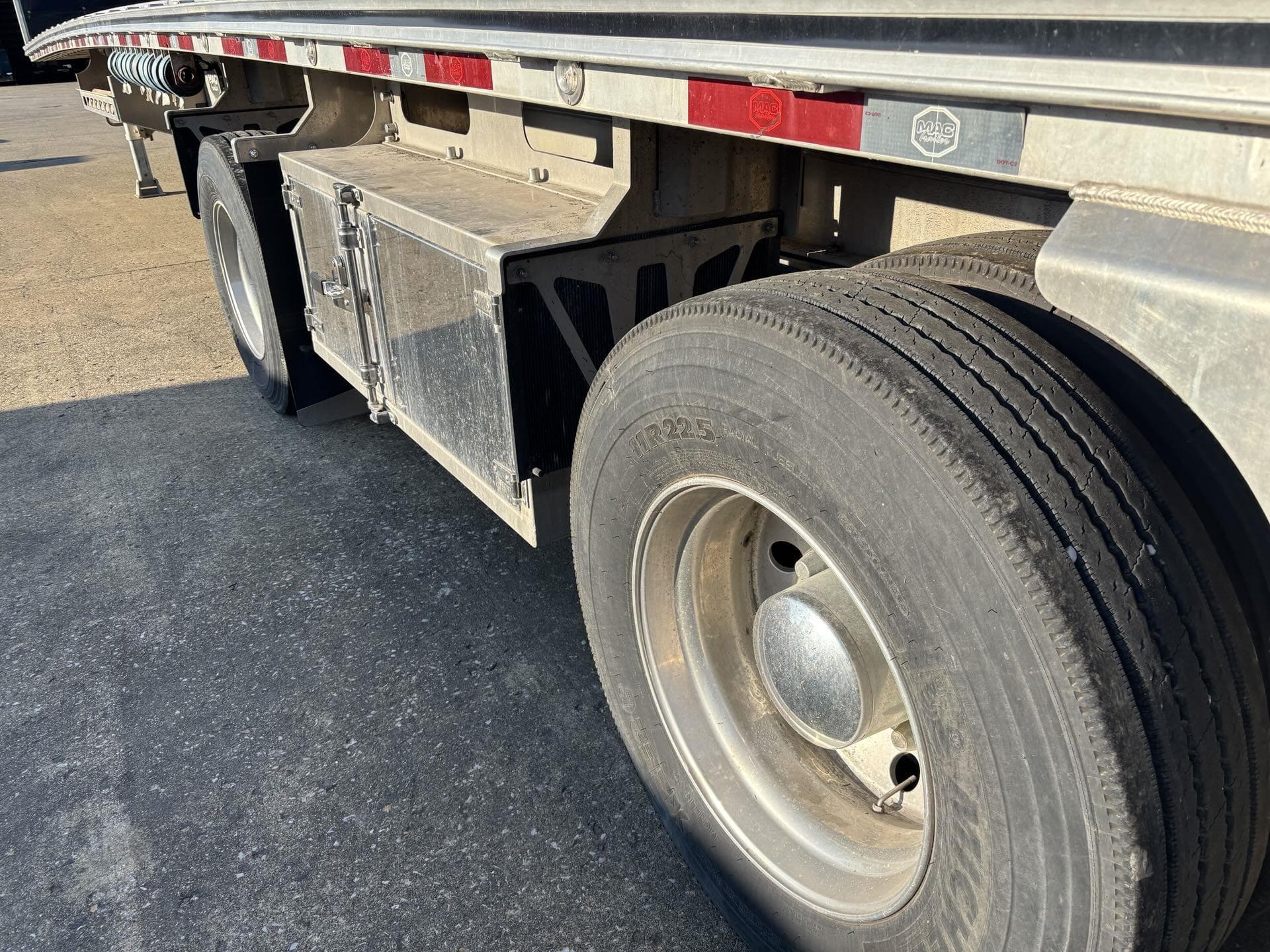 2023 MAC Trailer — photo 15