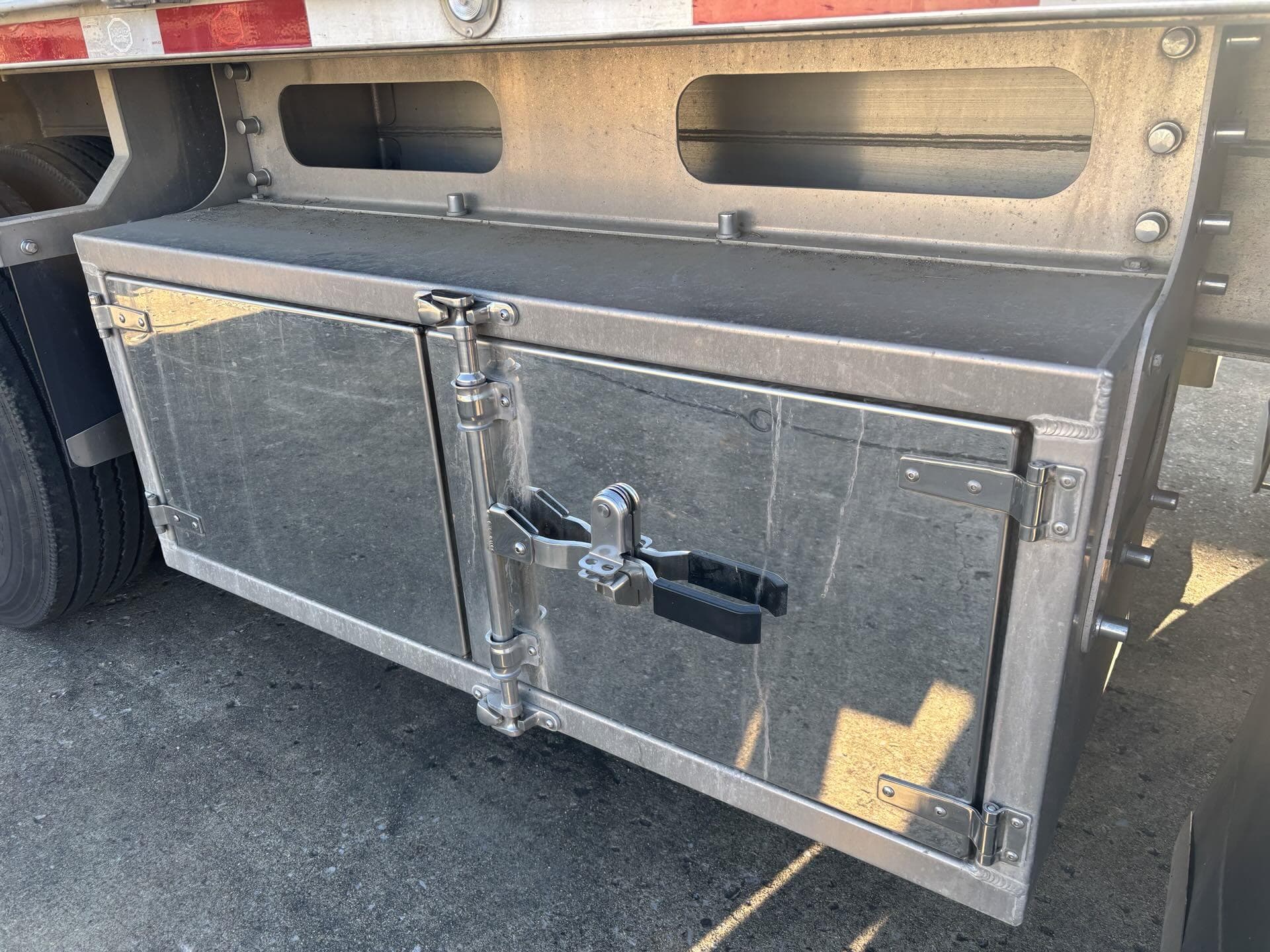 2023 MAC Trailer — photo 4