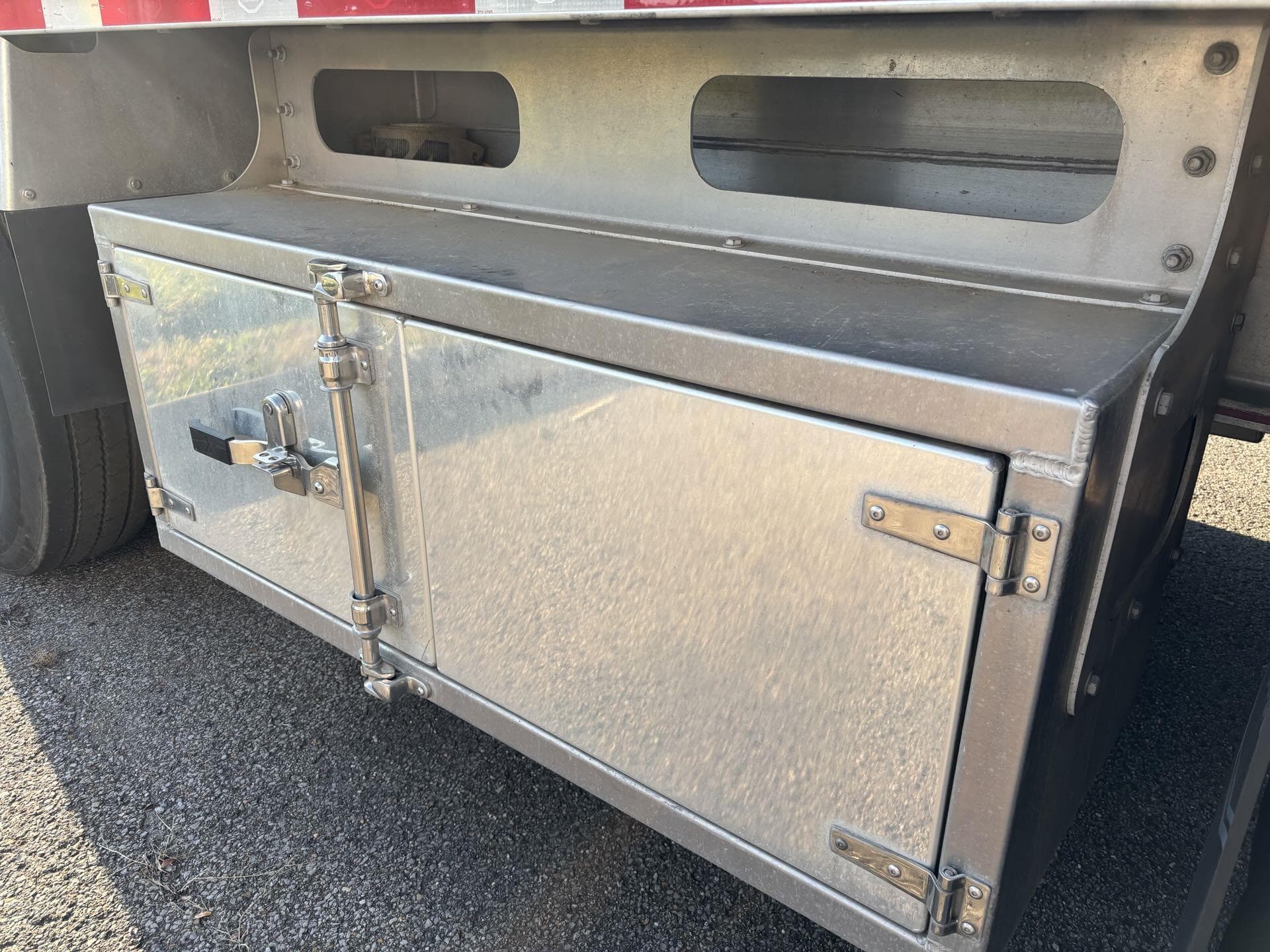 2023 MAC Trailer — photo 9