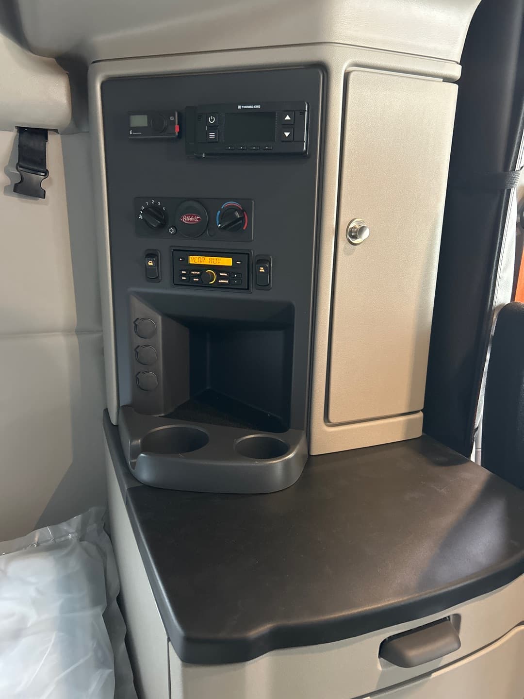 2026 Peterbilt 579 — photo 19