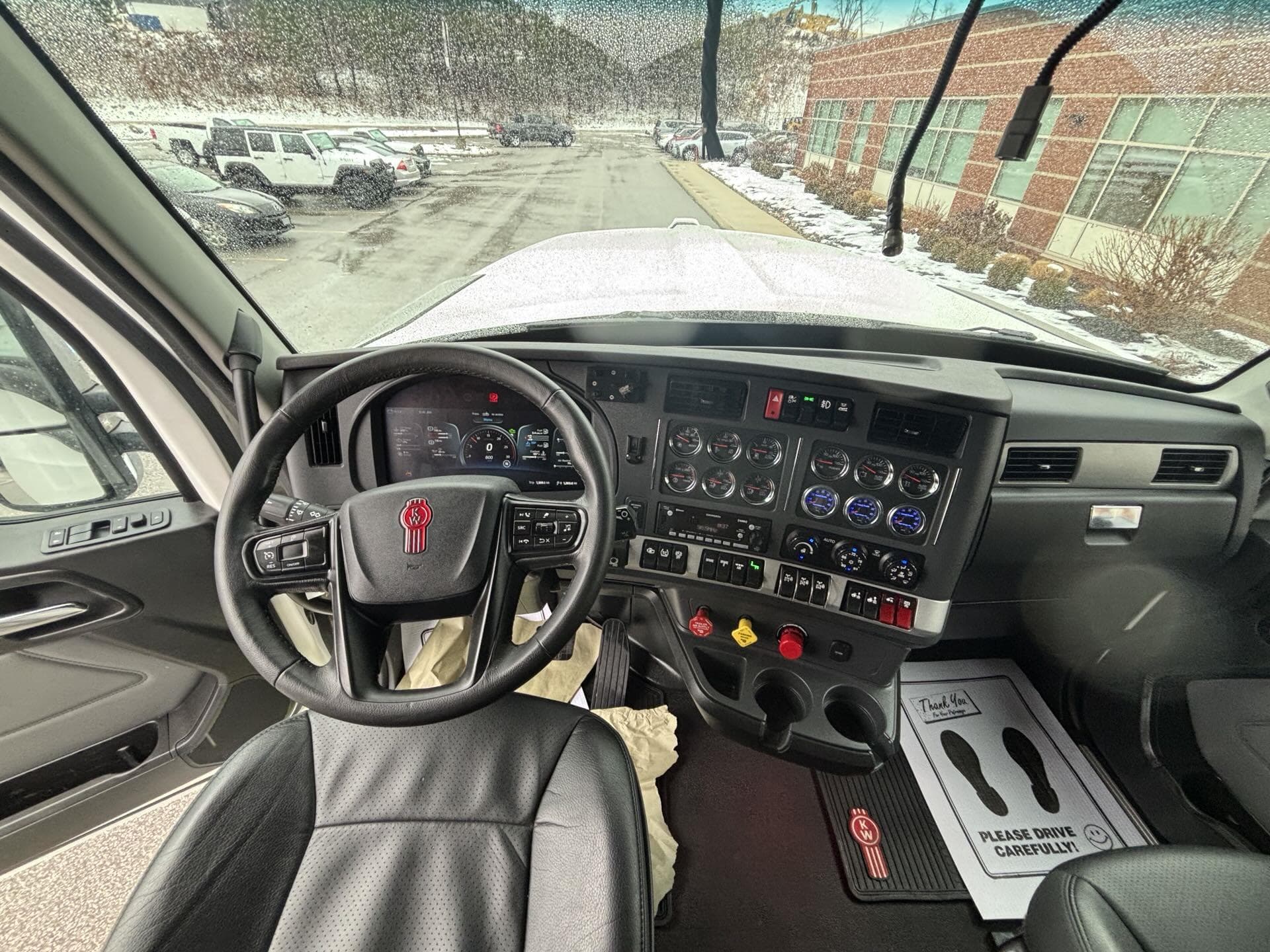 2024 Kenworth W990 — photo 9