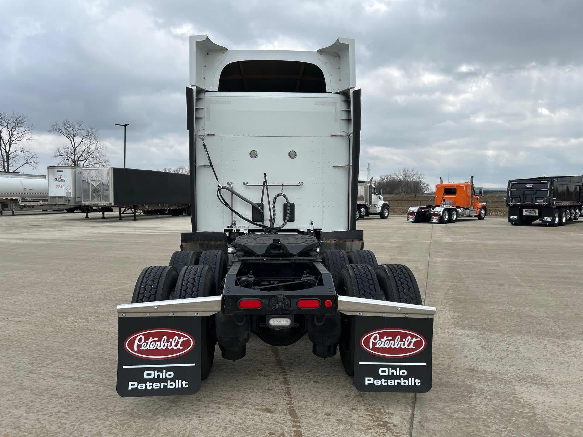 2019 Peterbilt 567 — photo 3