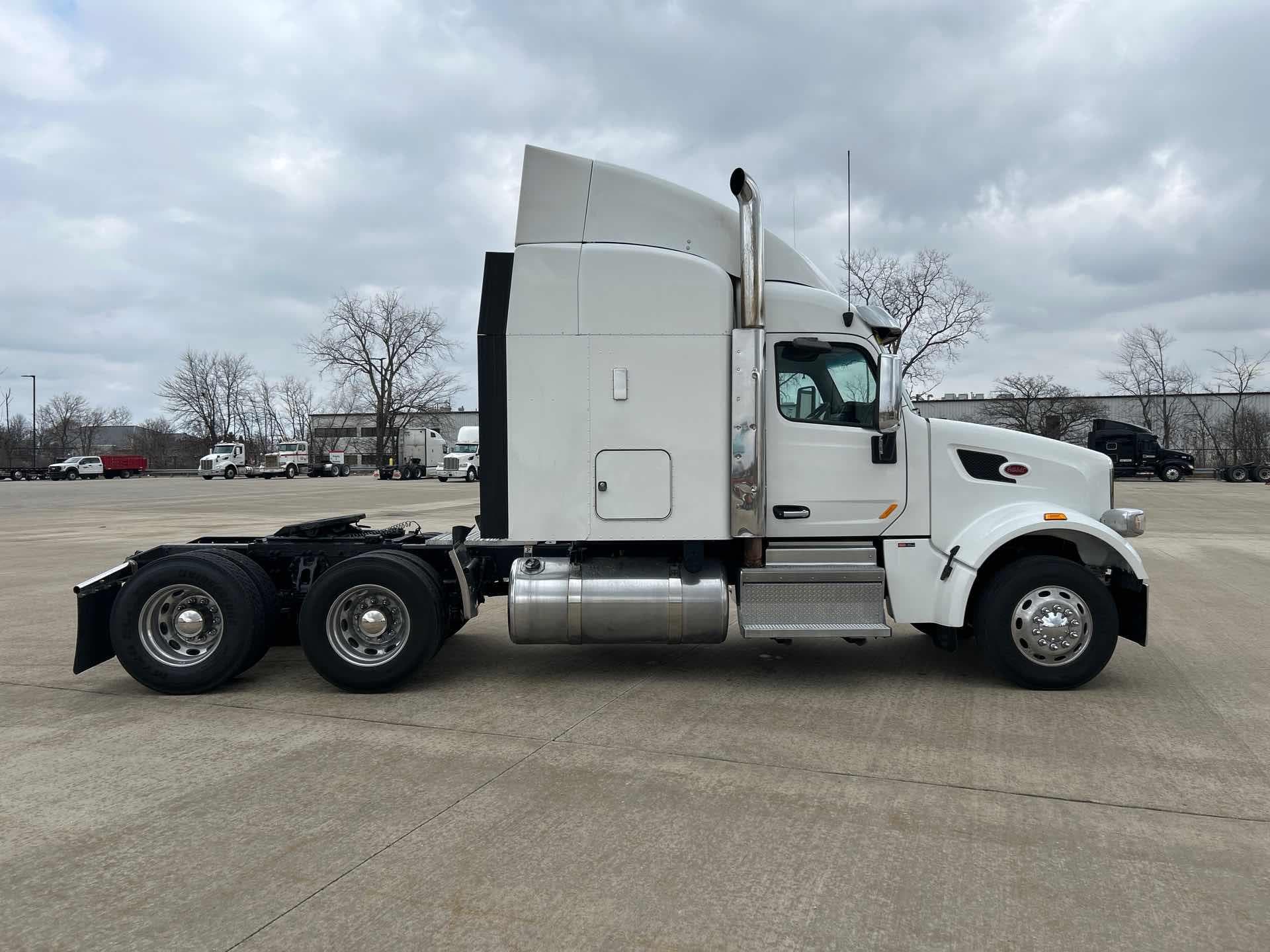 2019 Peterbilt 567 — photo 4