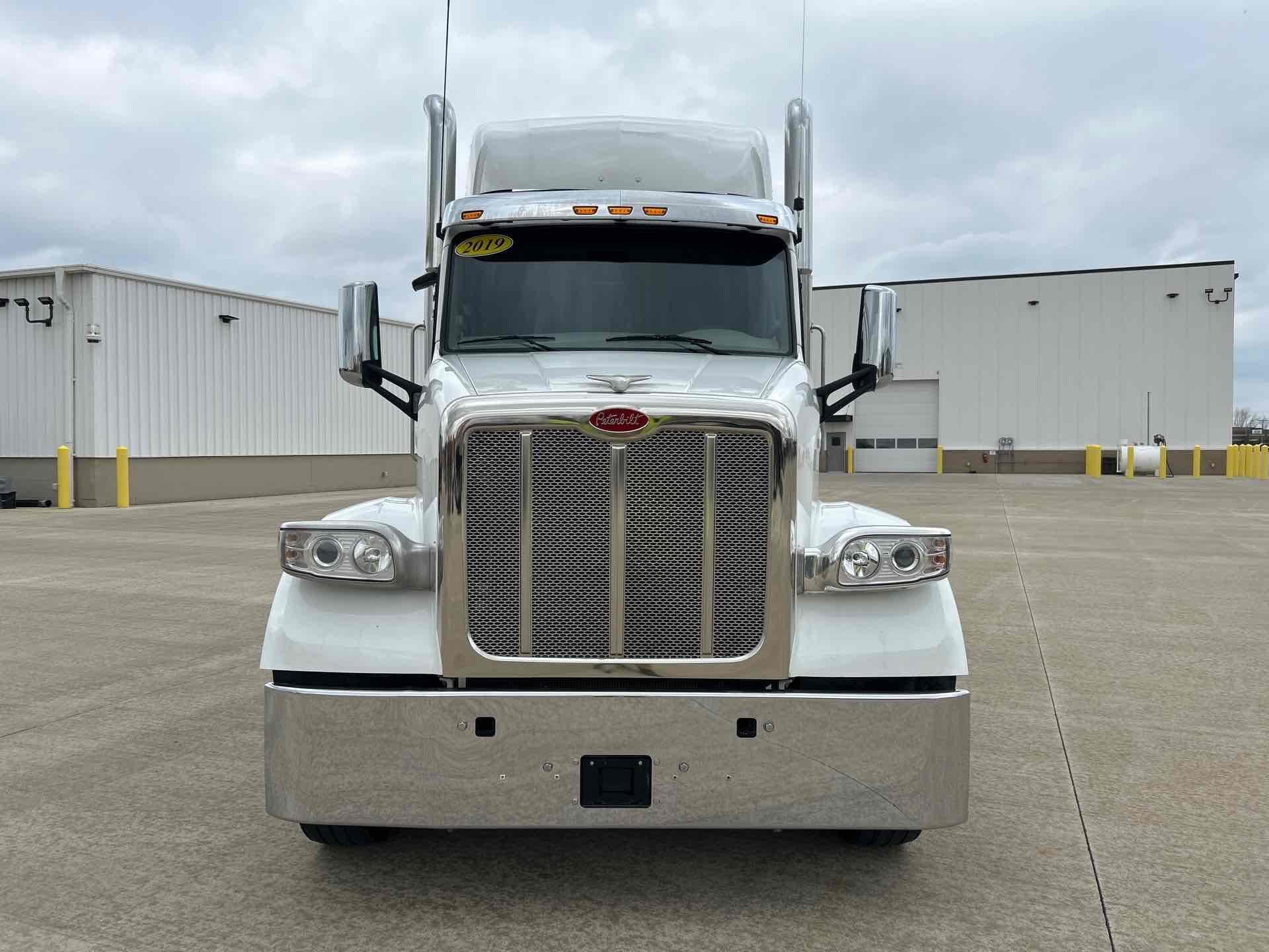2019 Peterbilt 567 — photo 5