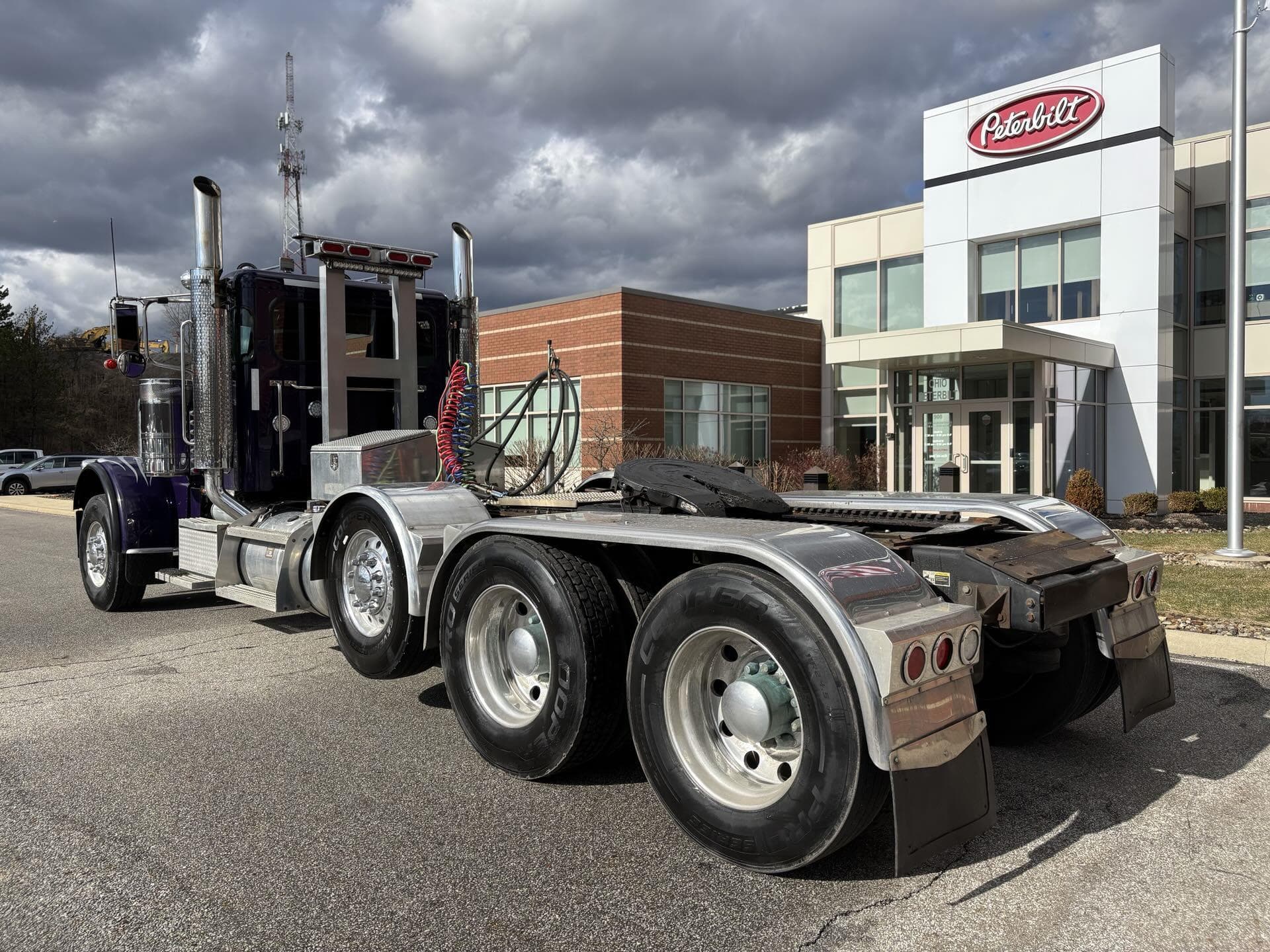 2020 Peterbilt 389 — photo 8