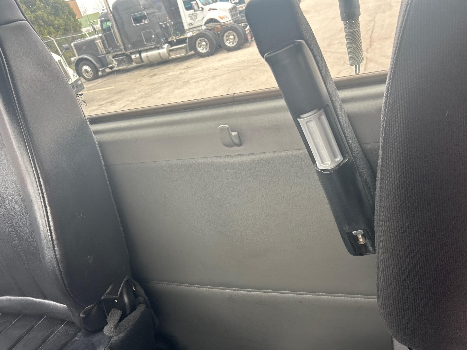 2019 Peterbilt 579 — photo 17
