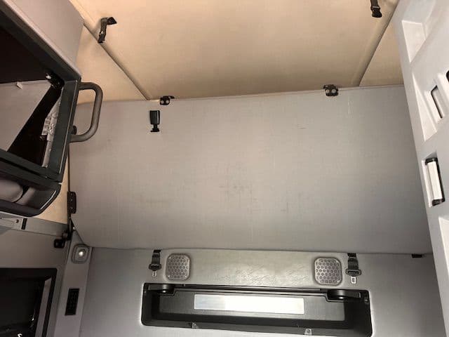 2019 Mack Anthem — photo 16