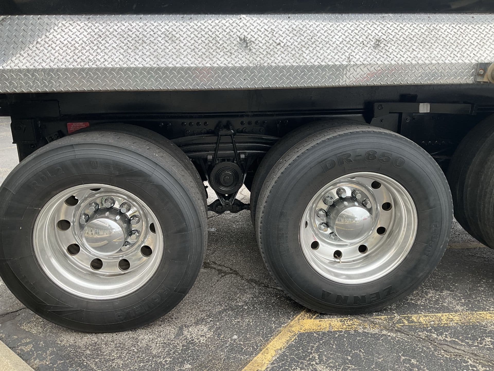 2024 Volvo VHD 300 — photo 10