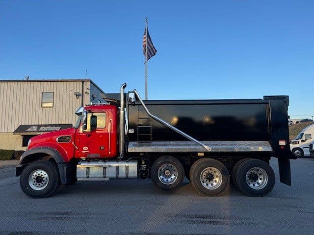 2026 Mack Granite — photo 2