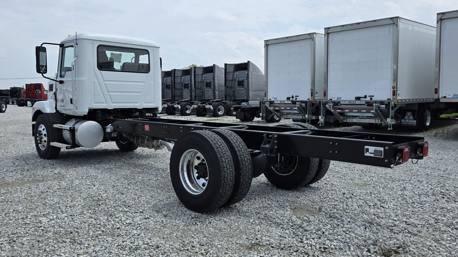 2026 Mack MD — photo 11