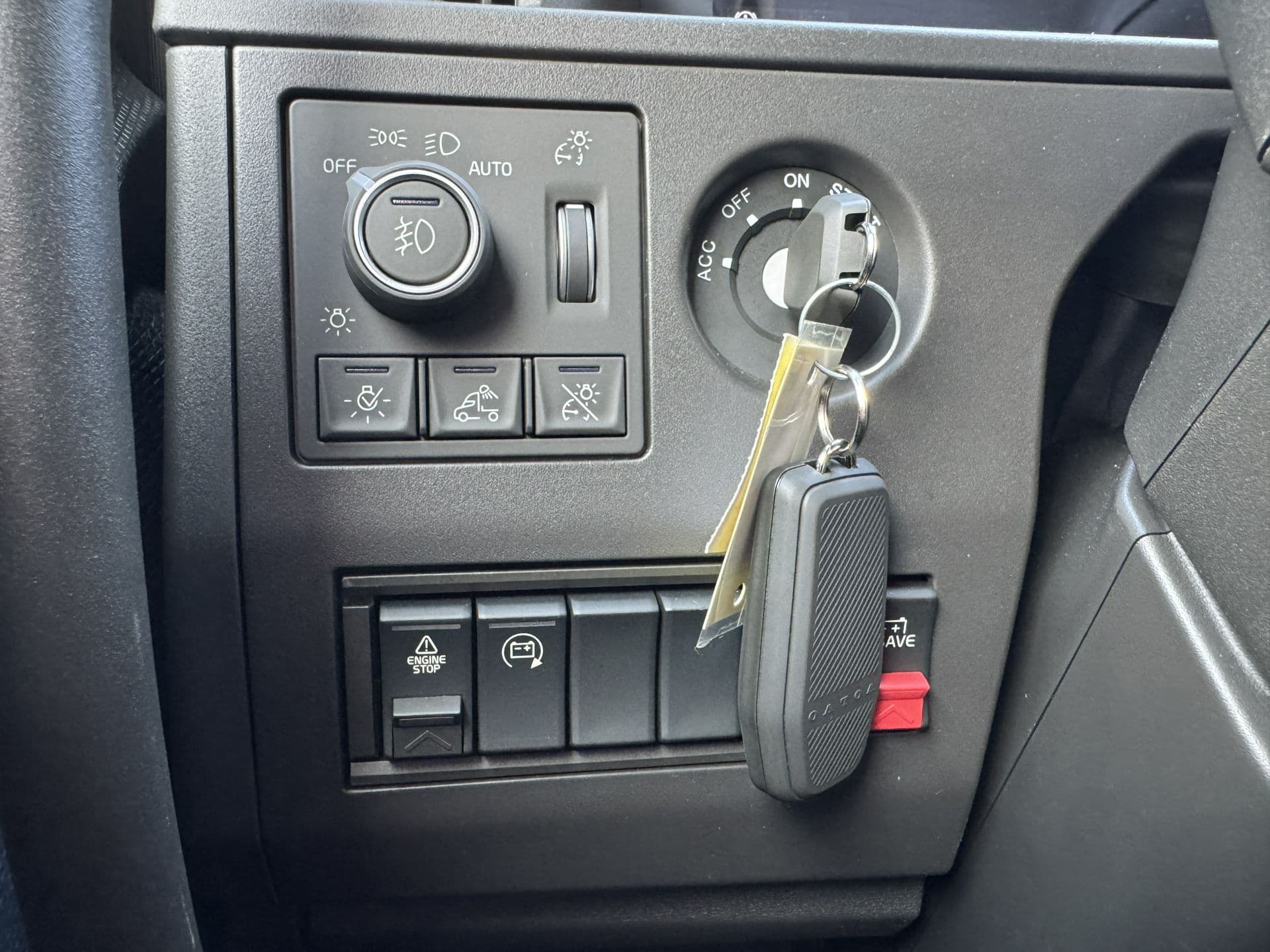 2026 Volvo VNL 860 — photo 15