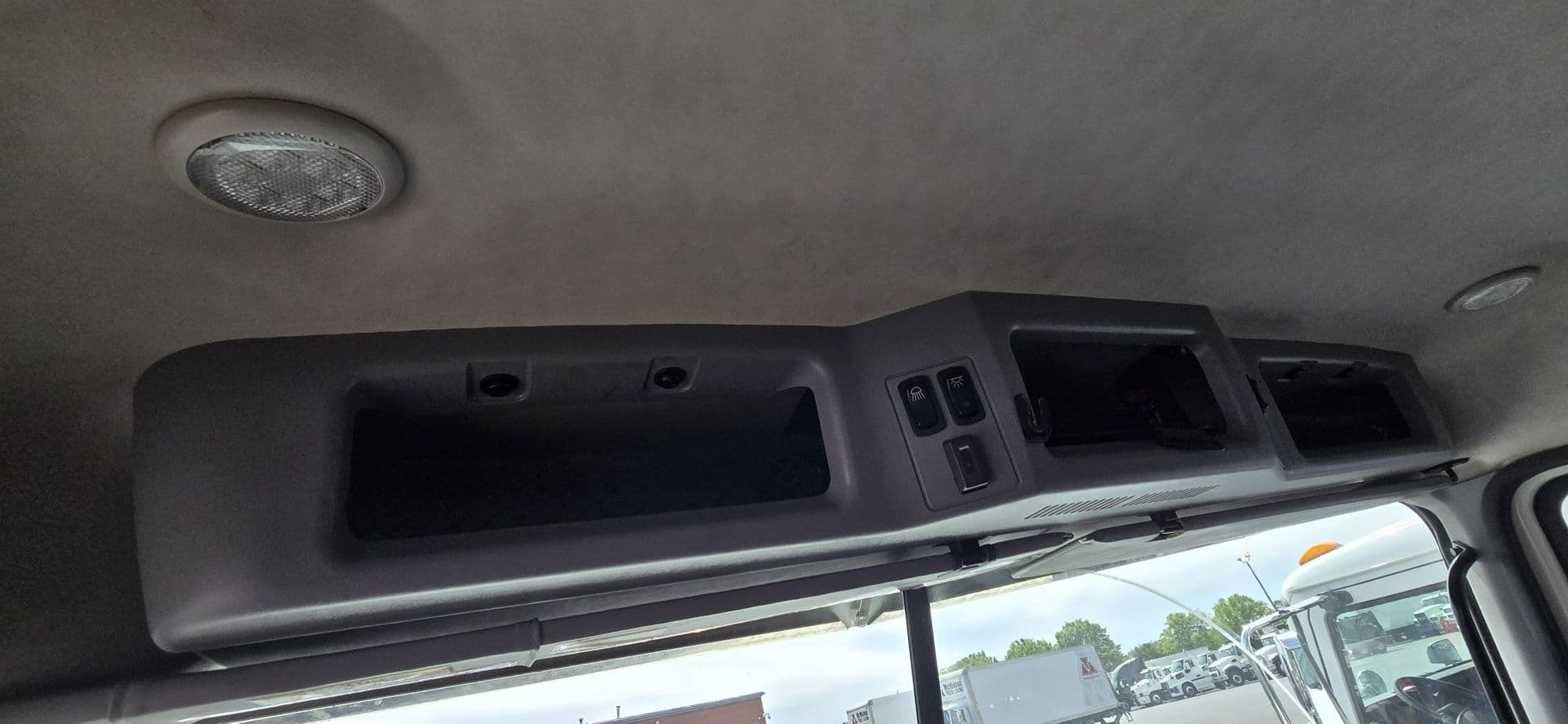 2024 Mack Granite — photo 29