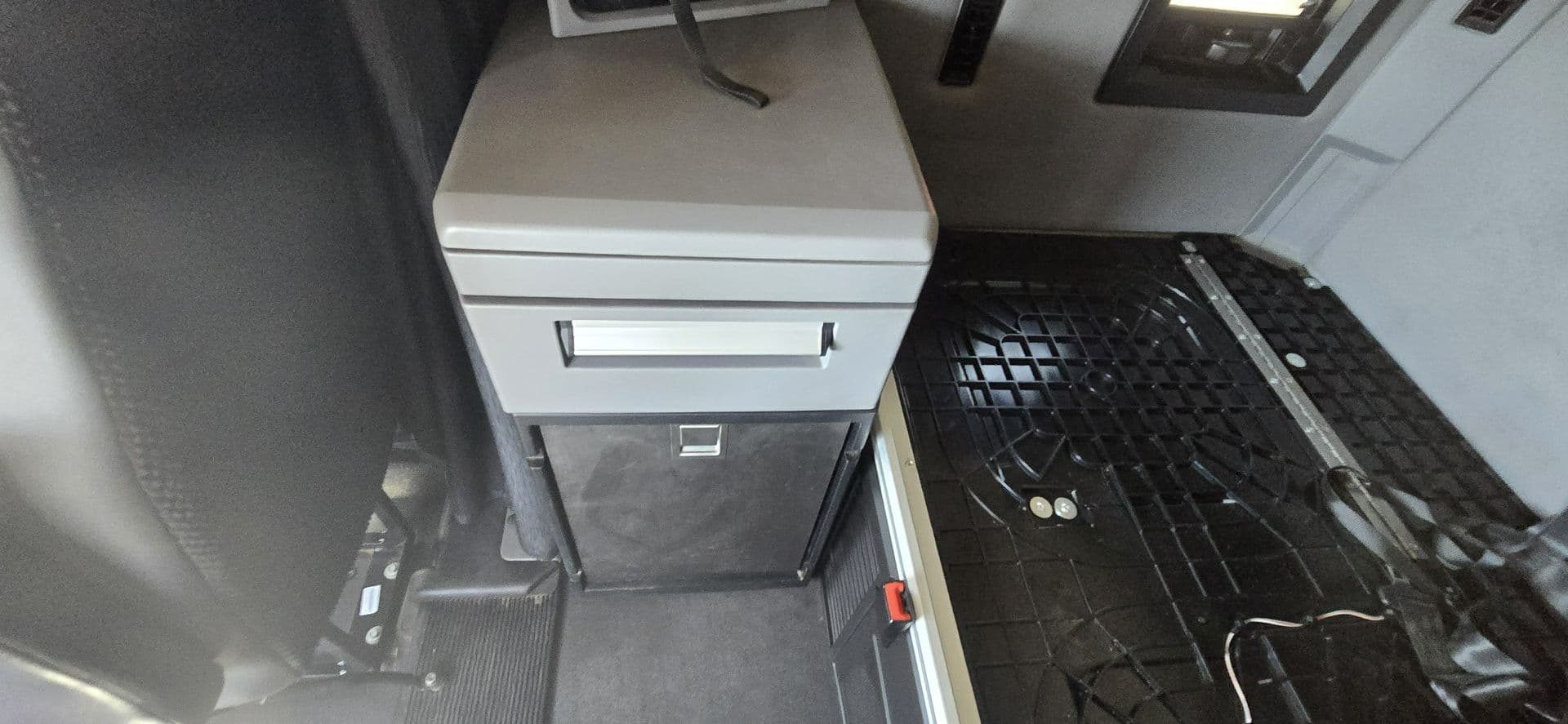 2020 Mack Anthem — photo 39