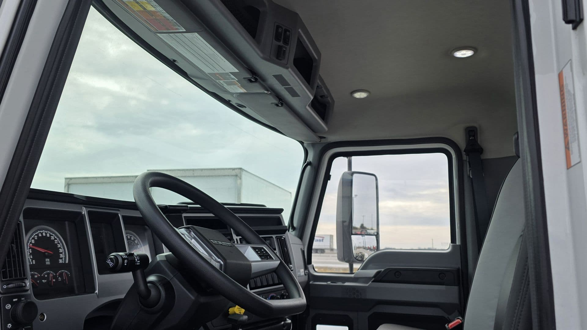 2026 Mack MD — photo 13