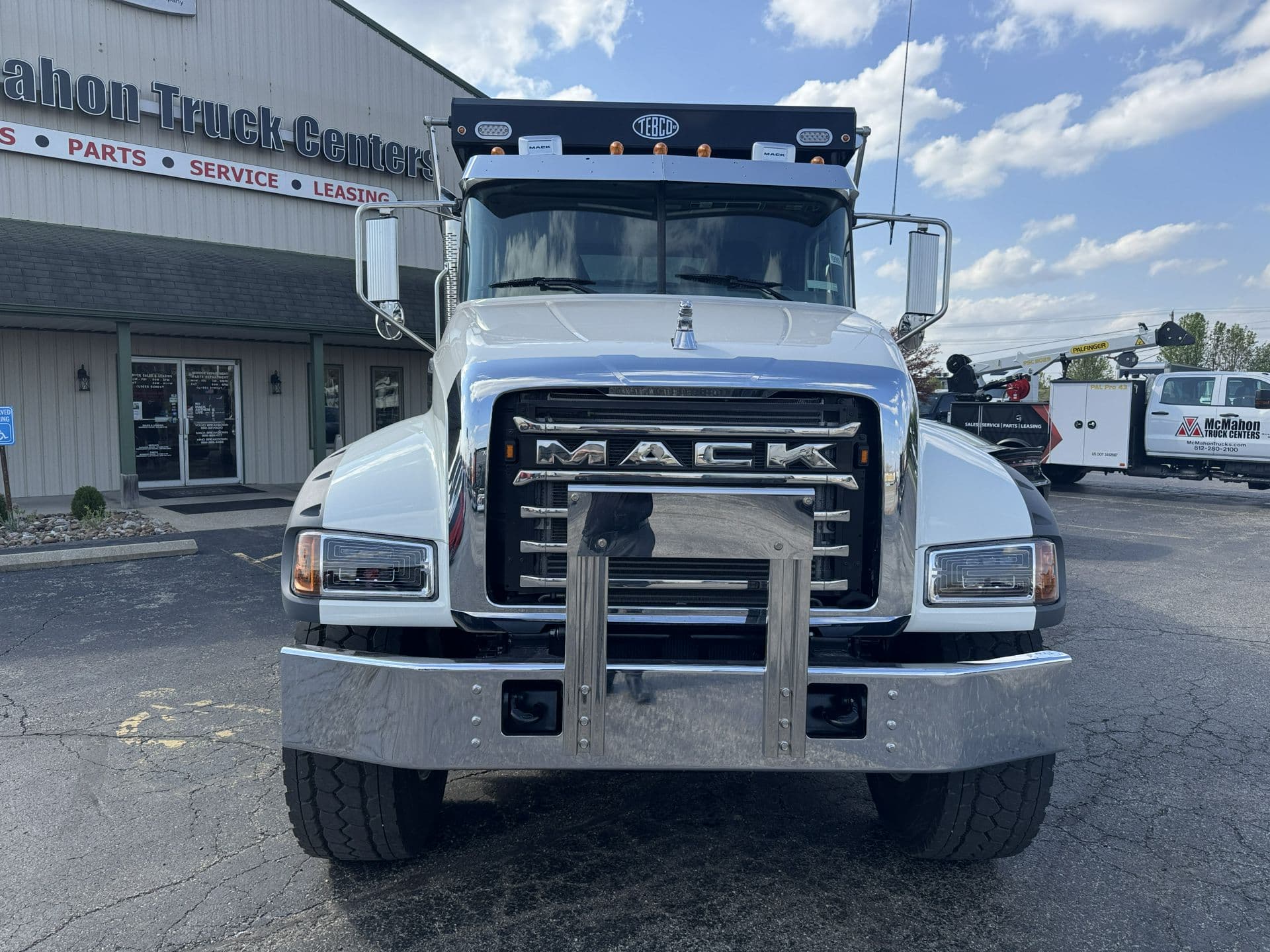 2027 Mack Granite — photo 6