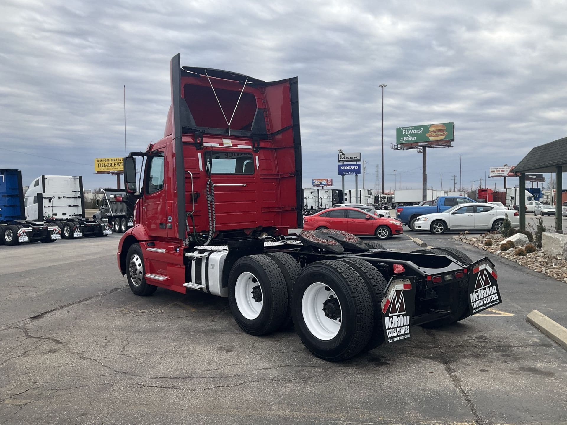 2021 Volvo VNR 640 — photo 6