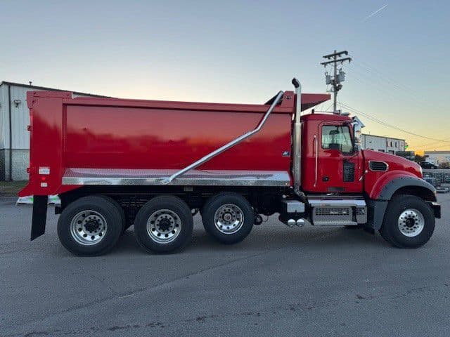 2026 Mack Granite — photo 12