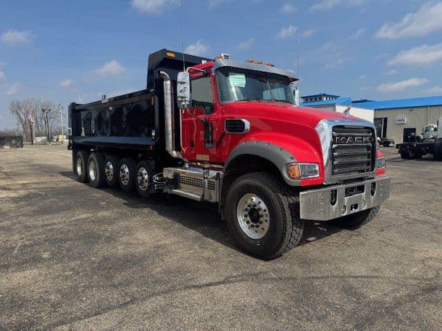 2027 Mack Granite — photo 2